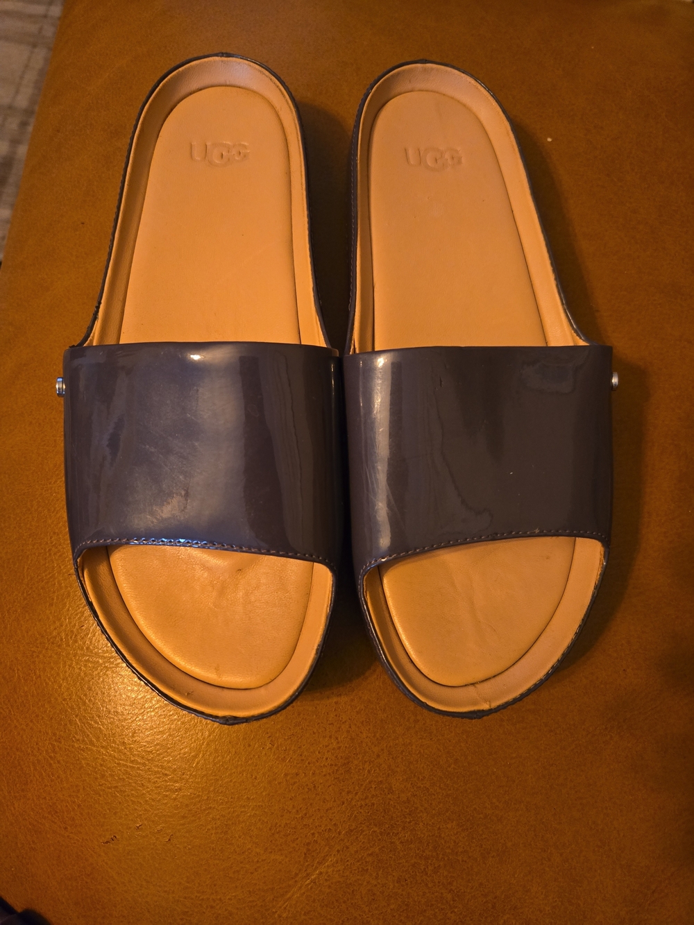 Authentic Ugg Women's Purple Jayne Patent Leather Sandals Slides US Size 6.5